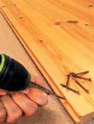 Монтаж имитации при помощи финишных гвоздей